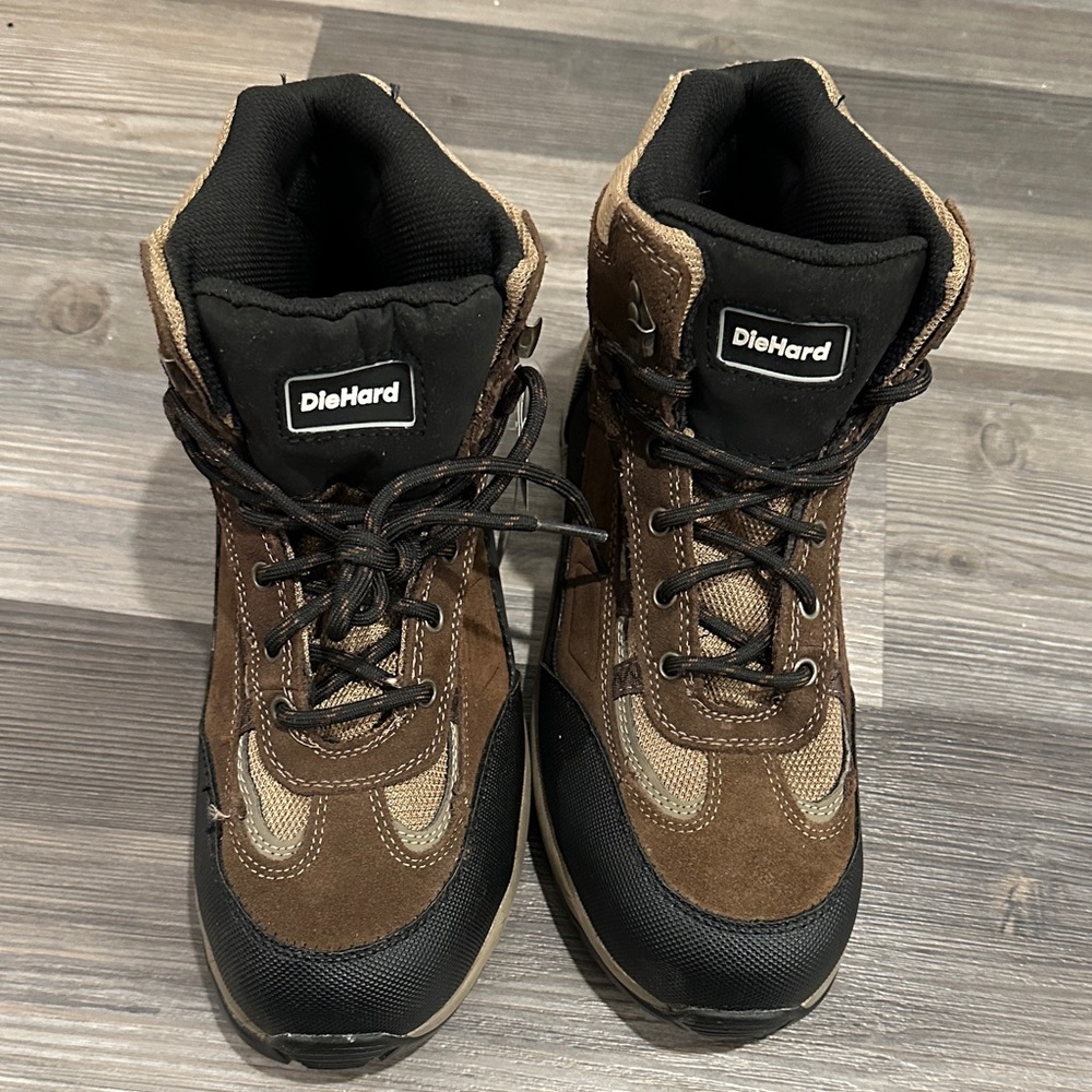 Men's Brown Die Hard Work Boots.  Steel Toe Size 11W NEW